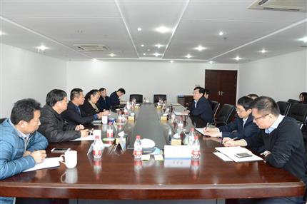 中原工學(xué)院副校長、首航資本CEO一行到訪河南航投